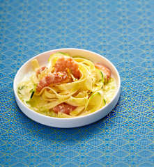 Pâtes sauce courgette et gambas au citron
