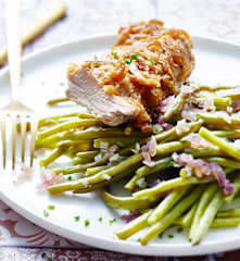 Filet mignon de porc au confit d'oignons