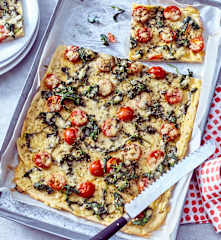 Spinat-Tomaten-Pfannkuchen vom Blech