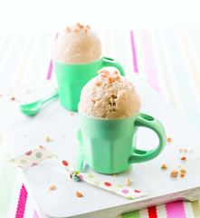 Gelado de coco e amendoim