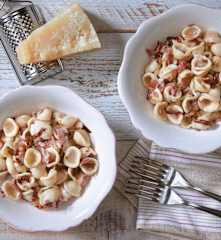 Orecchiette speck e radicchio