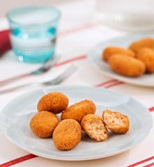 Prawn croquettes (croquetas de gambas)