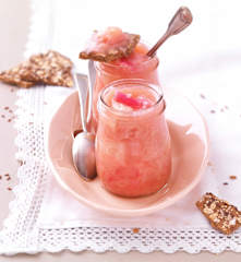 Compote de rhubarbe