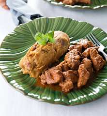 Rojões com migas de espargos