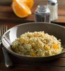 Cuscuz com frango, funcho e laranja