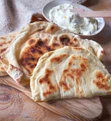 Cheese naan