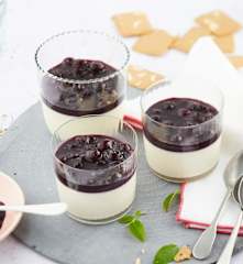 Pannacotta aux myrtilles