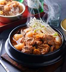 韓式馬鈴薯排骨鍋