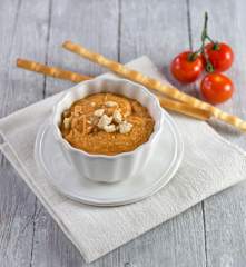 Paradeiser-Mandel-Dip