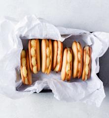 Galletas sandwich con crema de limón