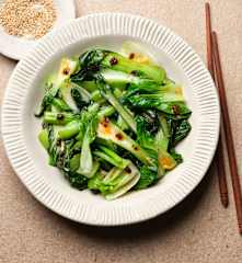 Pak choi salteado