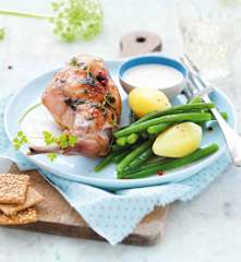 Lapin sauce à l'ail nouveau et haricots verts