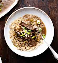 Costillas de cerdo al estilo char siu en cocción lenta