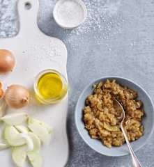 Lightly Browned Onions (200-300 g)