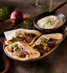 Pita mit Hackbällchen