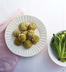 Polpette di gambi di bietole e pane raffermo