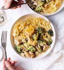 Brokkoli-Pilz-Pasta mit Hühnerbrust