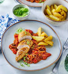 Putenbrust mit Drillingen und Ratatouille