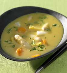 Spargel-Curry-Suppe