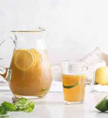 Té con menta y cítricos