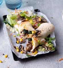 Omelette-Wrap mit Champignons und Spinat