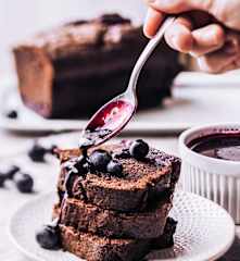 Cake au chocolat et aux myrtilles