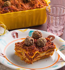 Lasagne alla napoletana con polpettine