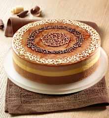 Torta bavarese ai tre cioccolati di Luca Montersino