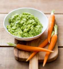 Smashed pea and bean dip