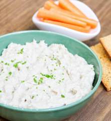 Patê de atum, damasco e gorgonzola