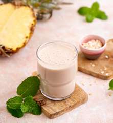 Koktajl bananowo-ananasowy à la Piña Colada