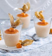 Pudding z tapioki i mus z miechunki peruwiańskiej