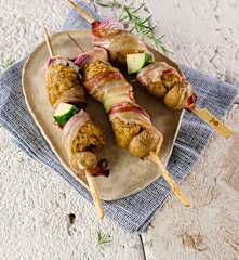 Hendl-Cevapcici am Gemüsespieß