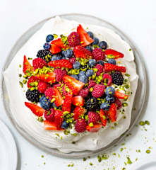 Pavlova aux fruits rouges
