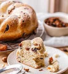 Brioche végétalienne aux fruits secs