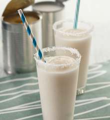 Granizado de piña y leche de coco