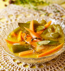 Chiles jalapeños en escabeche