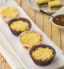 Mini sbriciolate con crema gianduia
