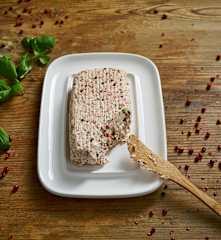 Manteiga de pimenta rosa