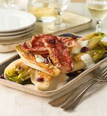 Chicorée mit Blauschimmelsauce