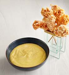 Brocheta crujiente de gambón con salsa de mango