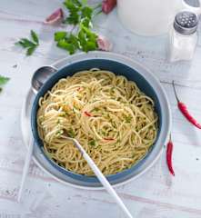 Espaguetis "aglio e olio" (Chef)