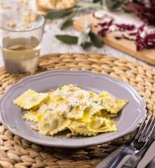 Ravioli al radicchio