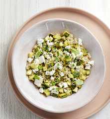 Quinoa con Feta e zucchine alla menta