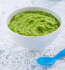 Papilla de chícharo y calabacita