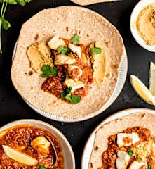 Fajitas de bacalao con crema de garbanzos
