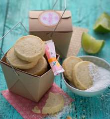Biscotti al burro, cocco e lime