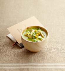 Extra výživná vegetariánská polévka