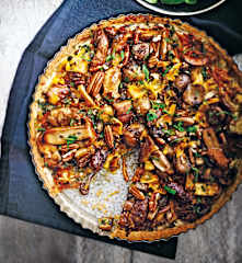 Tarte aux champignons et à la mimolette
