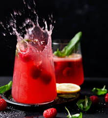 Sangria al basilico e lampone